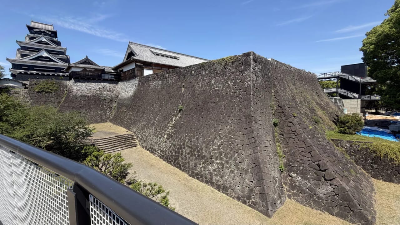 Kumamoto Castle Walls
